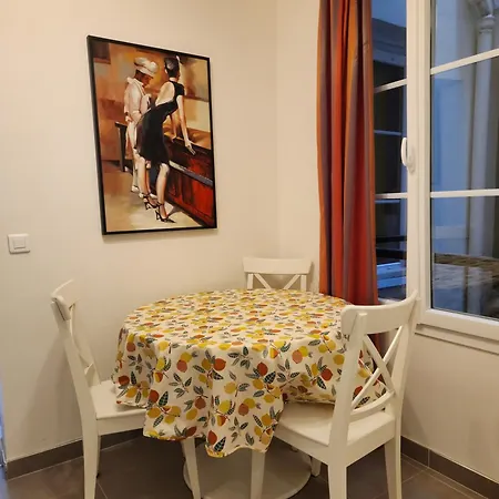 Appartement 9 Rue François Miron